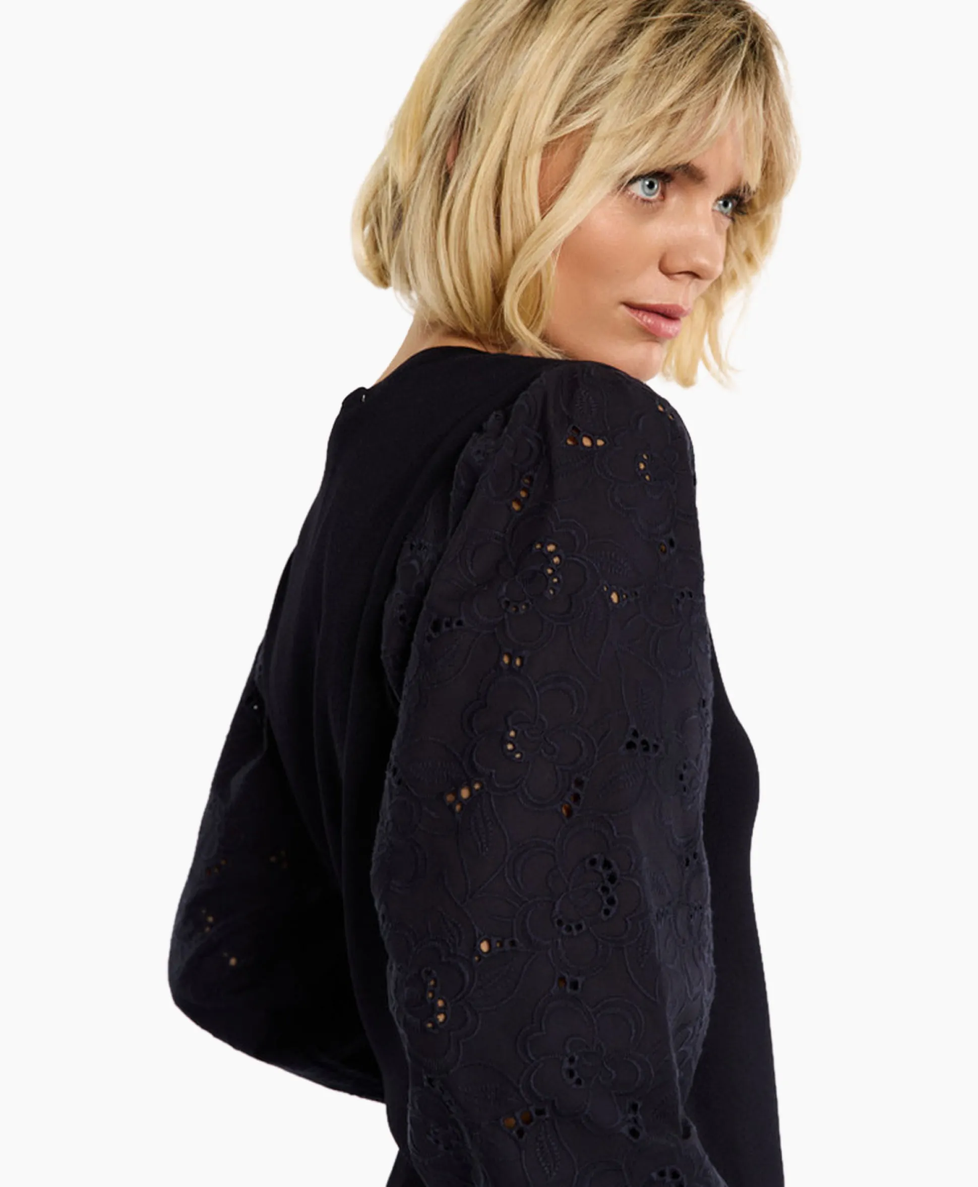 New Pullover Deana Flower Broderie Donker Blauw Dames Truien
